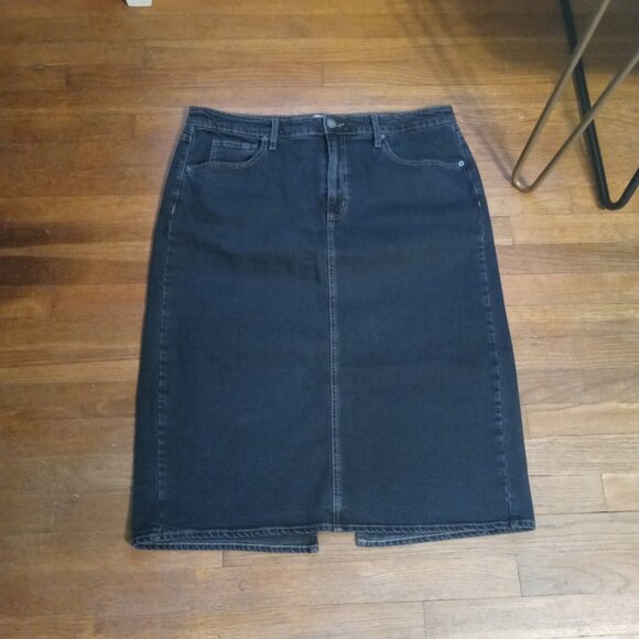 UNIVERSAL THREAD plus high-rise back slit denim midi skirt in black wash (sz17) - Picture 2 of 11
